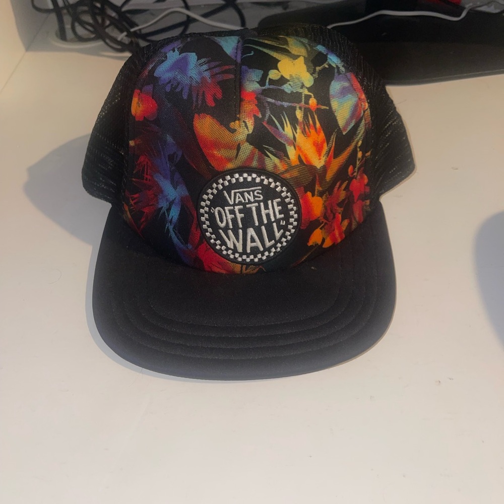 Vans Black Trucker Hat with Multicolor Floral Print